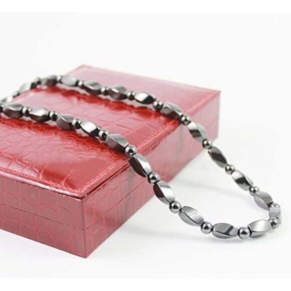 Vintage Hematite Magnetic Therapy Necklace Healing Stones Necklace - Picture 3 of 5